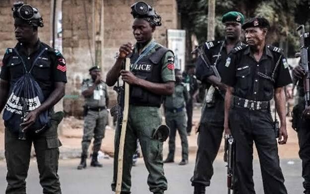 Police nab 2 suspected cultists in Lagos, recover firearm
