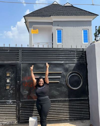 Actress, Olaide Oyedeji Shows Off Her New House