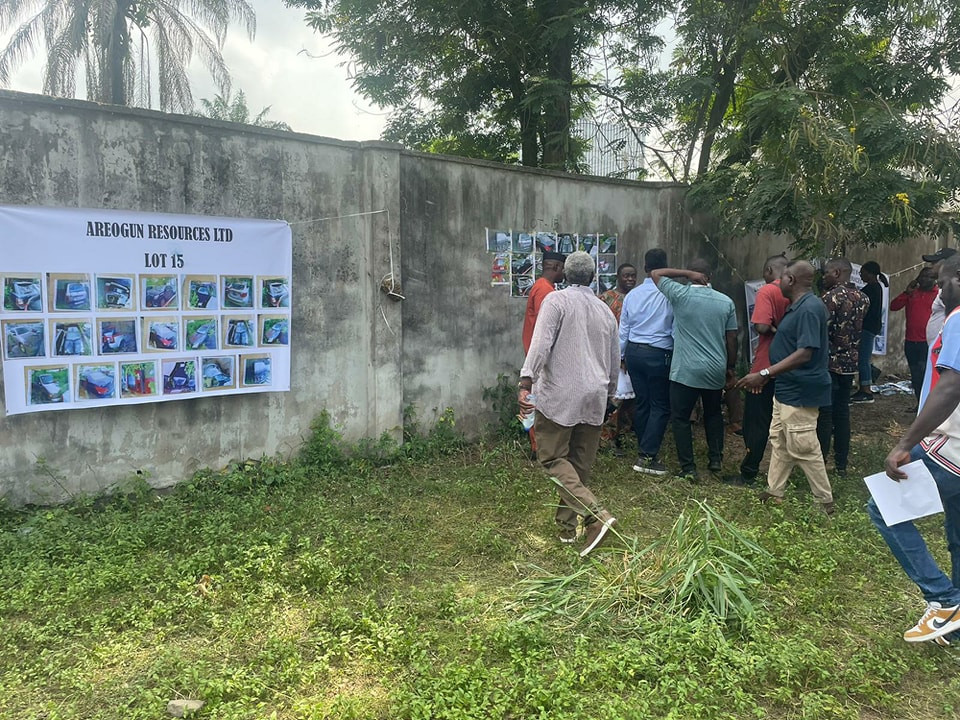 EFCC Publicly Auctions Of Over 400 Forfeited Cars In Lagos [Photos]