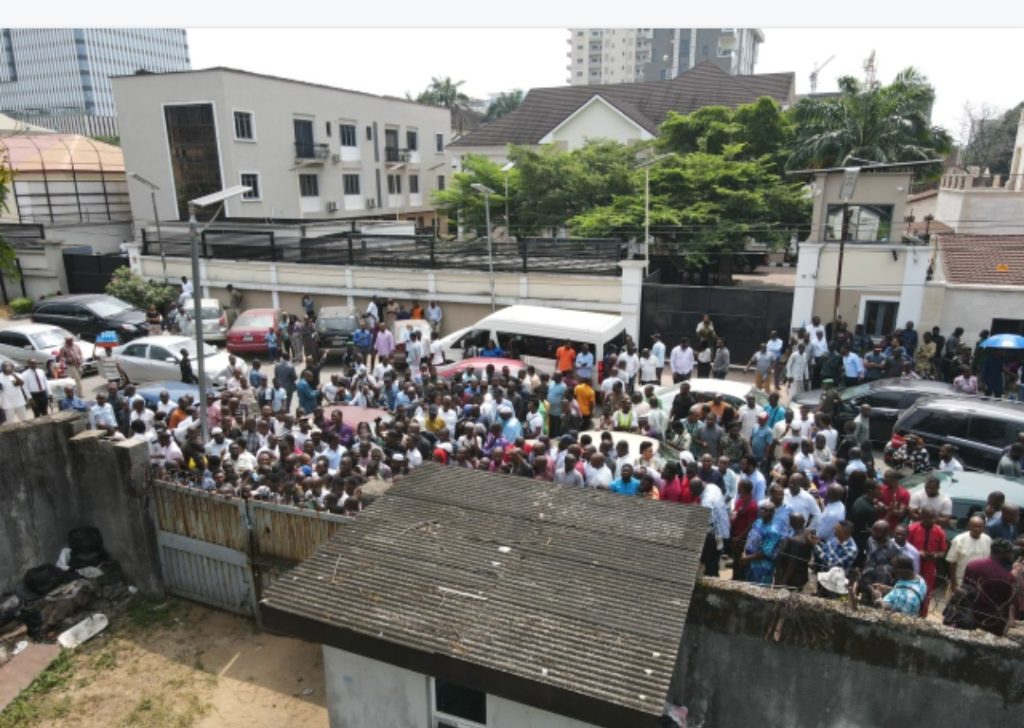 EFCC Publicly Auctions Of Over 400 Forfeited Cars In Lagos [Photos]