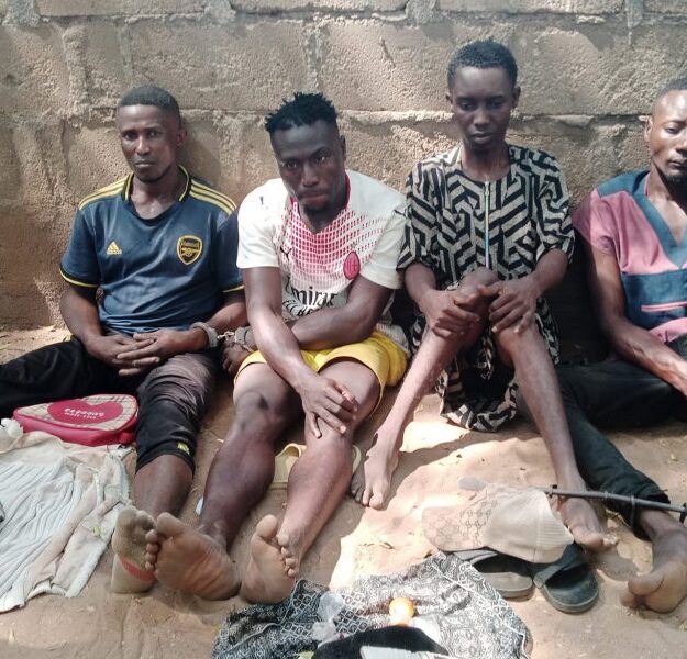 Four suspects arrested for motorcycle theft and illegal possession of firearms 