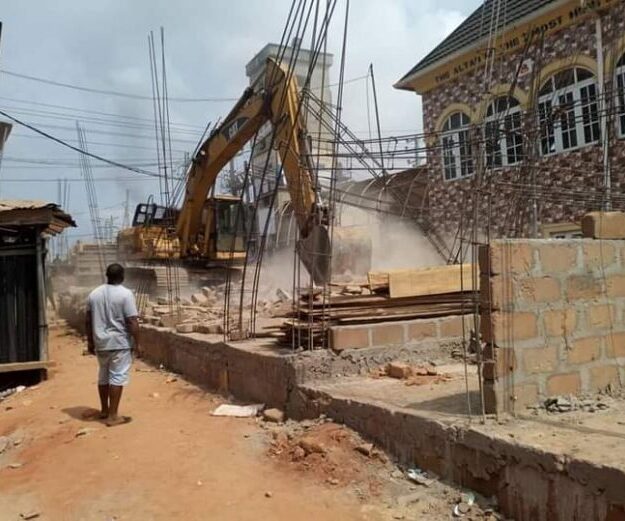 Anambra govt crushes another new building, warns developers