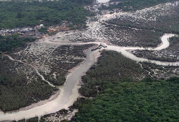 Nigerian communities file damages claim against Shell