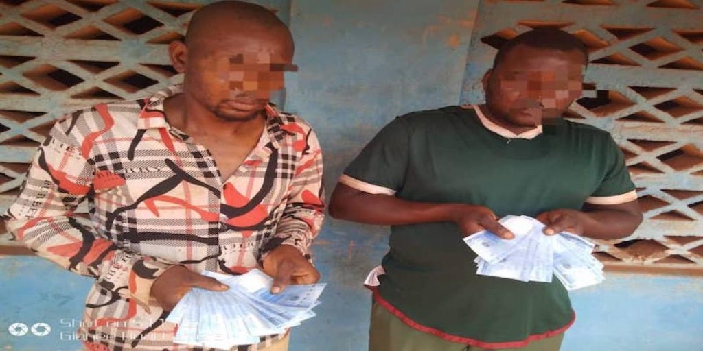 Police Arrests Two Men For Selling Fake New Naira Notes In Enugu