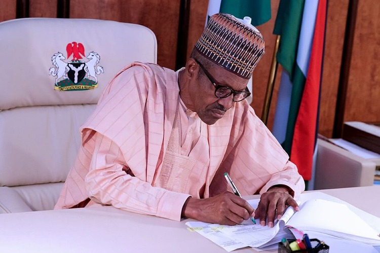 Buhari's Government Begins Payment Of Teachers’ Withheld Salaries