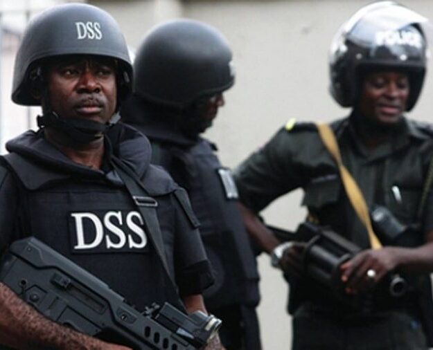 President Tinubu orders the DSS to immediately vacate EFCC Lagos office