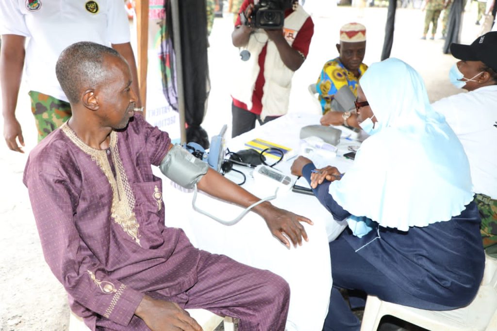 NADCEL 2023: Nigerian Army Touches Lives in Oja Oba, Mapo Community in Ibadan 8