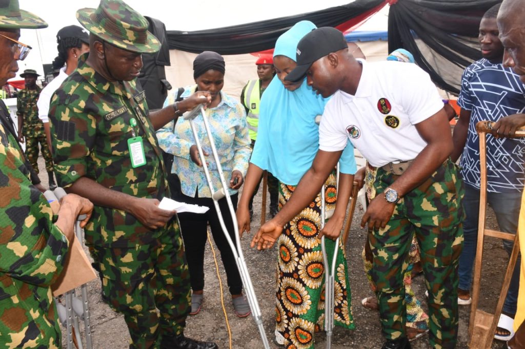 NADCEL 2023: Nigerian Army Touches Lives in Oja Oba, Mapo Community in Ibadan