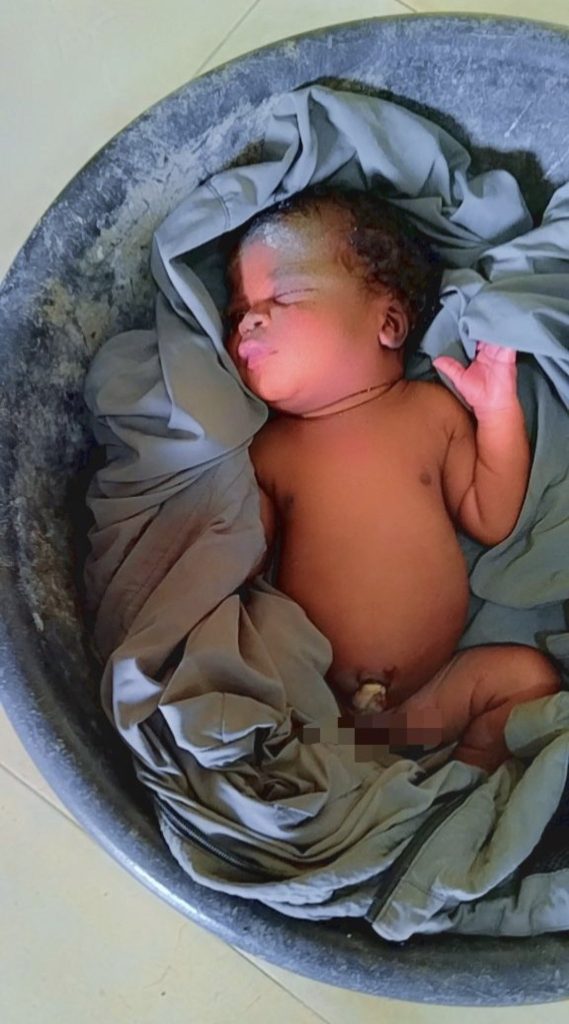Police Rescue Day-Old Female Baby Dumped In Sewage Tank 3