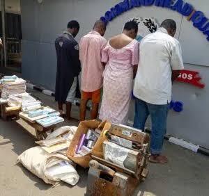 Drama As Police Busts Counterfeit Currency Syndicate, Recover 300m Fake CFA, N9m In Lagos