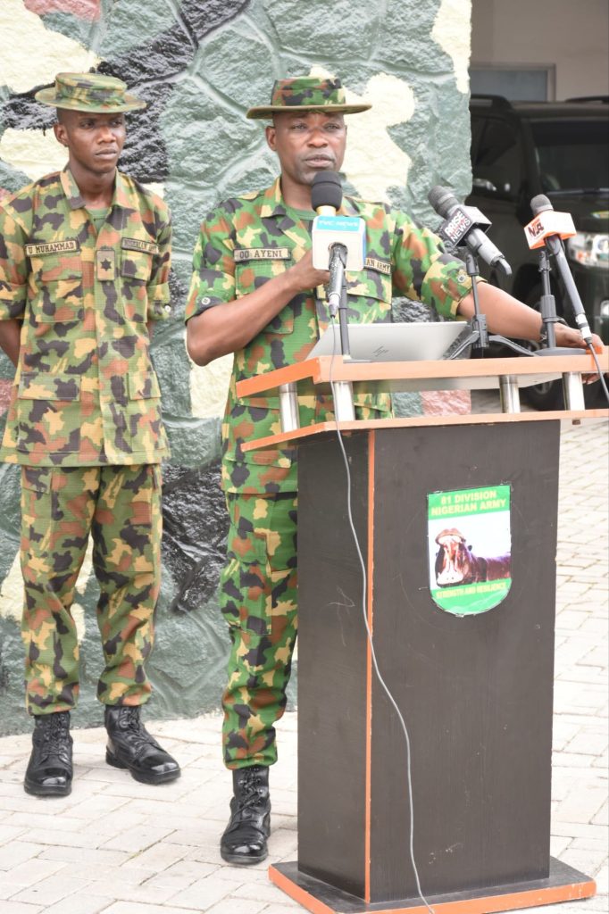 Imposters posing as Nigerian Soldiers apprehended in Lagos 5