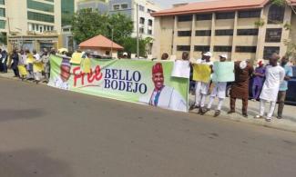 Miyetti Allah Members Storm Federal High Court In Abuja, Demand President's Release | Sahara Reporters