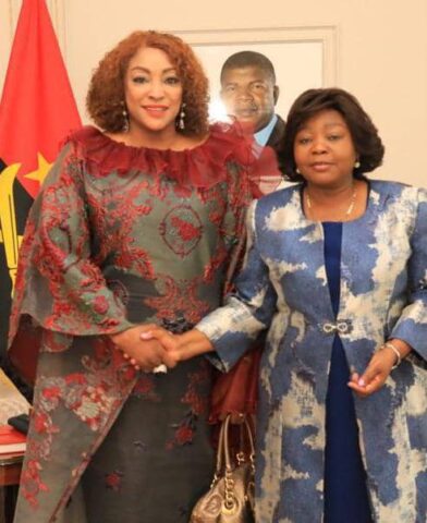 Obasanjo leads investors to Angola …meets with President Lourenco in Luanda - OnlineNigeria.com