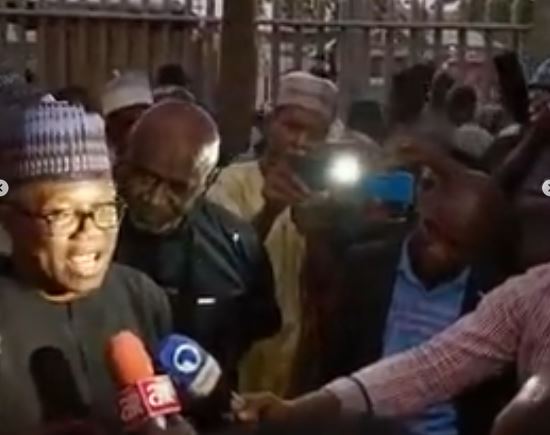 Peter Obi Breaks Ramadan Fast With Muslims At Abuja Mosque (Videos)