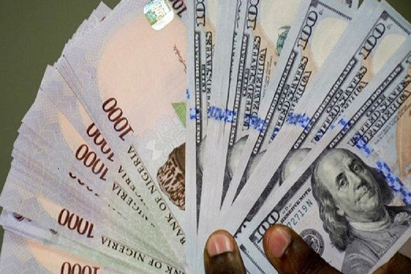 Drama As Dollar Loses N88 Against Naira