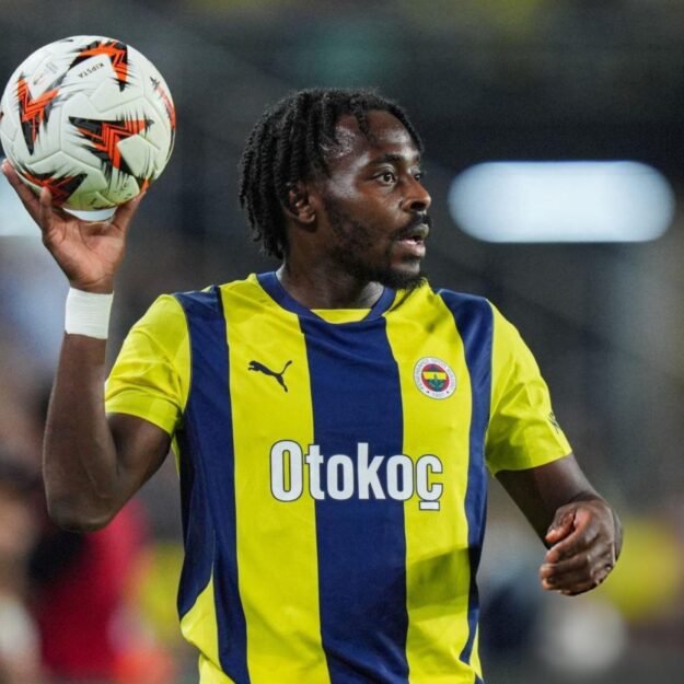 Europa League: Osayi-Samuel Sent Off In Fenerbahce’s Home Win